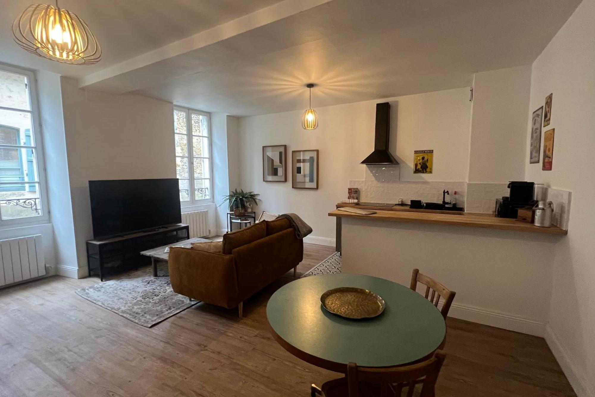Appartement La Caresse De L'Amarante Mortagne-au-Perche Εξωτερικό φωτογραφία